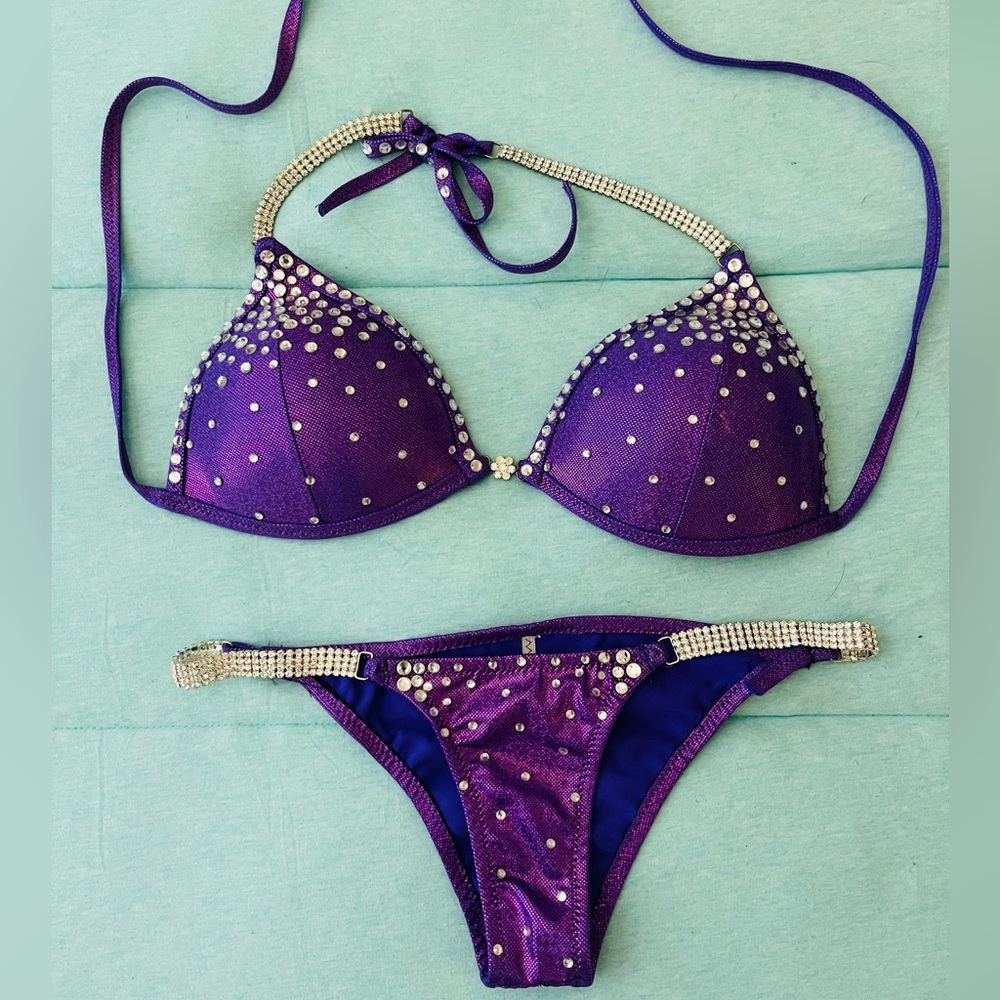New not used bikini competition suit